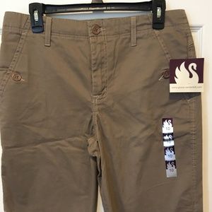 Gloria Vanderbilt Capri